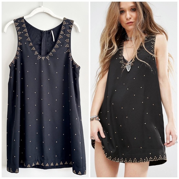 Free People Dresses & Skirts - Free People Black Boho Bronze Studded V-neck Shift Dress Size 6/Small